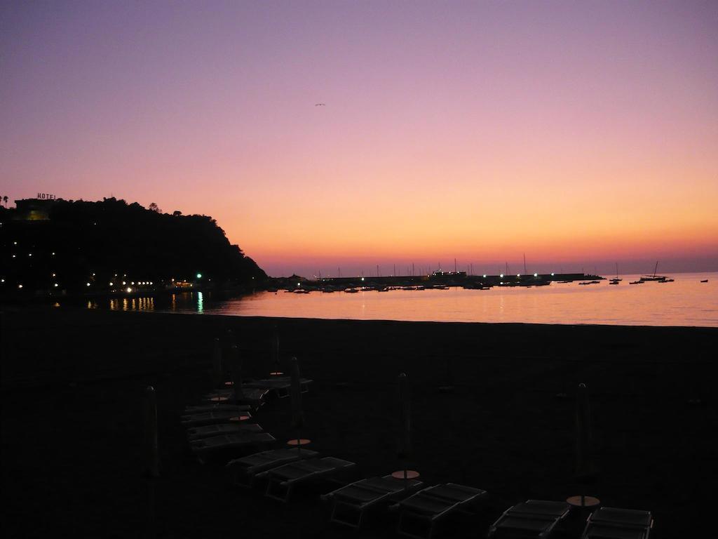 Suite Hotel Nettuno Sestri Levante Kültér fotó